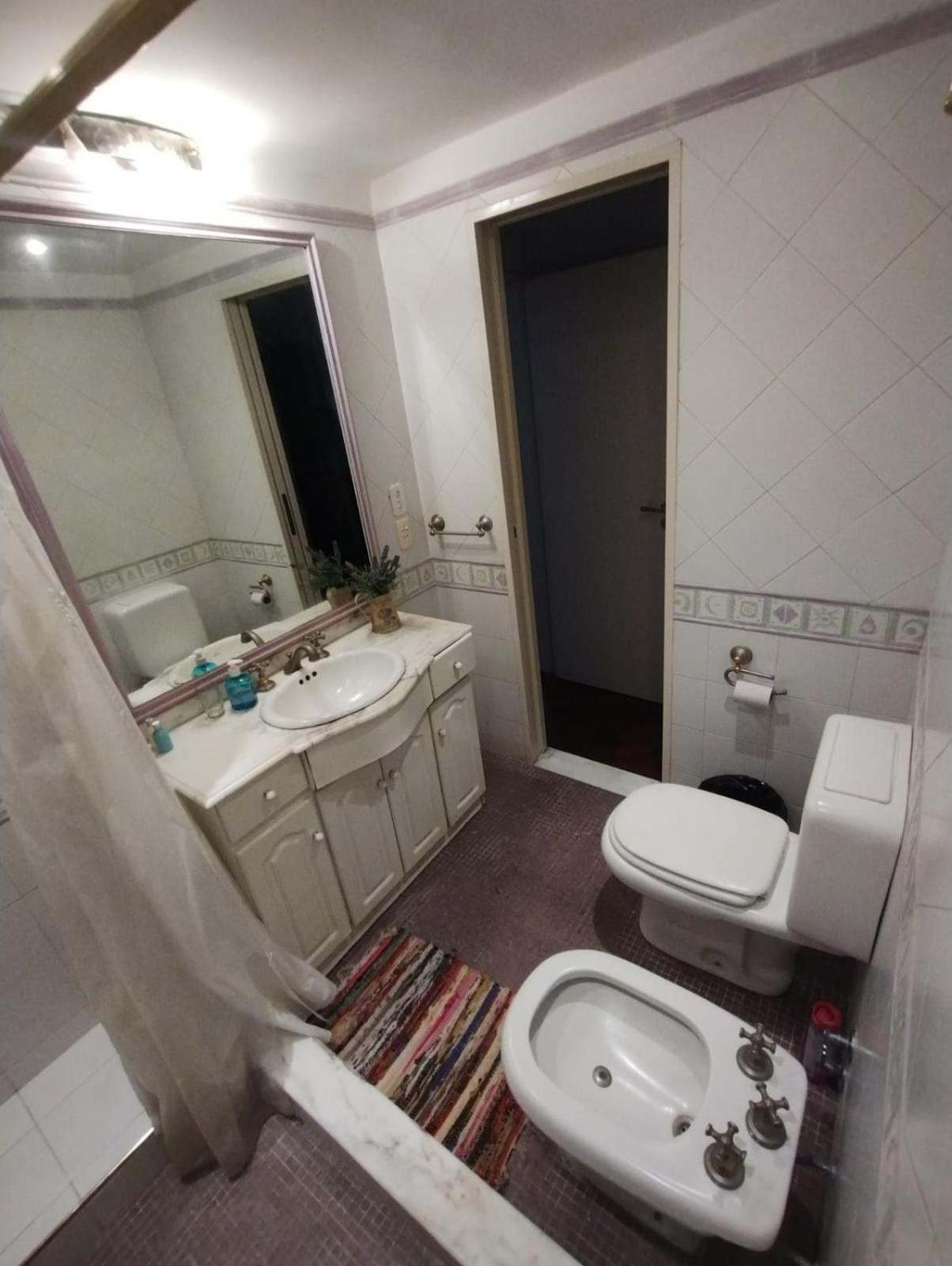 Alquilo Apartamento *
