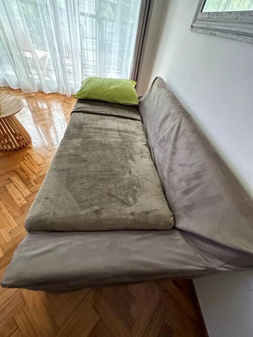 Excelente Piso A Nuevo! 5 Pax Apartamento *