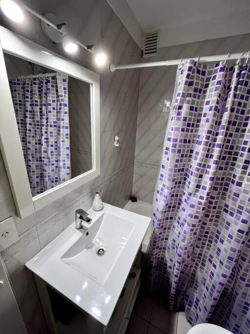 1 Bedroom *balvanera* Finochietto / Fac Up - Med - Econ Apartamento *