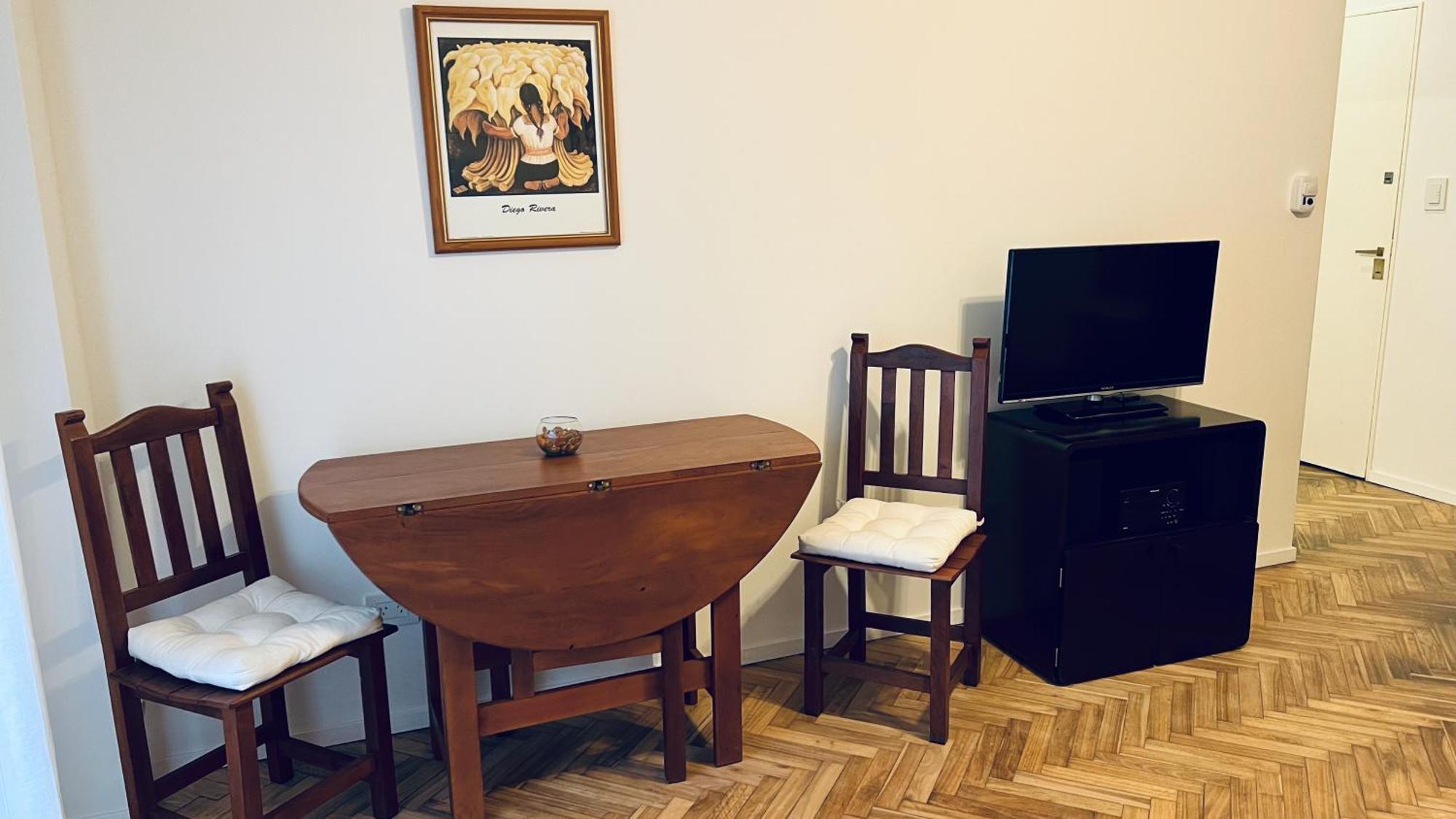 Amplio Departamento En Recoleta