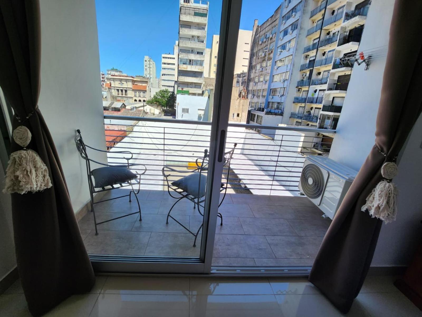 Estudio Muy Luminoso C/ Balcon Zona Congreso. Apartamento *
