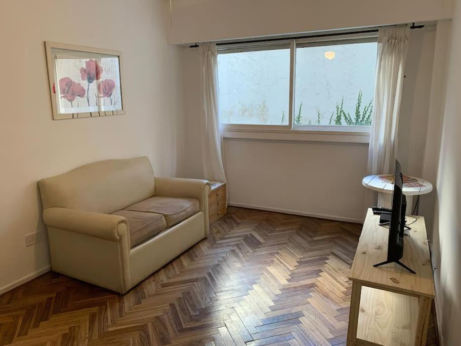 Amplio 2br En Apartamento