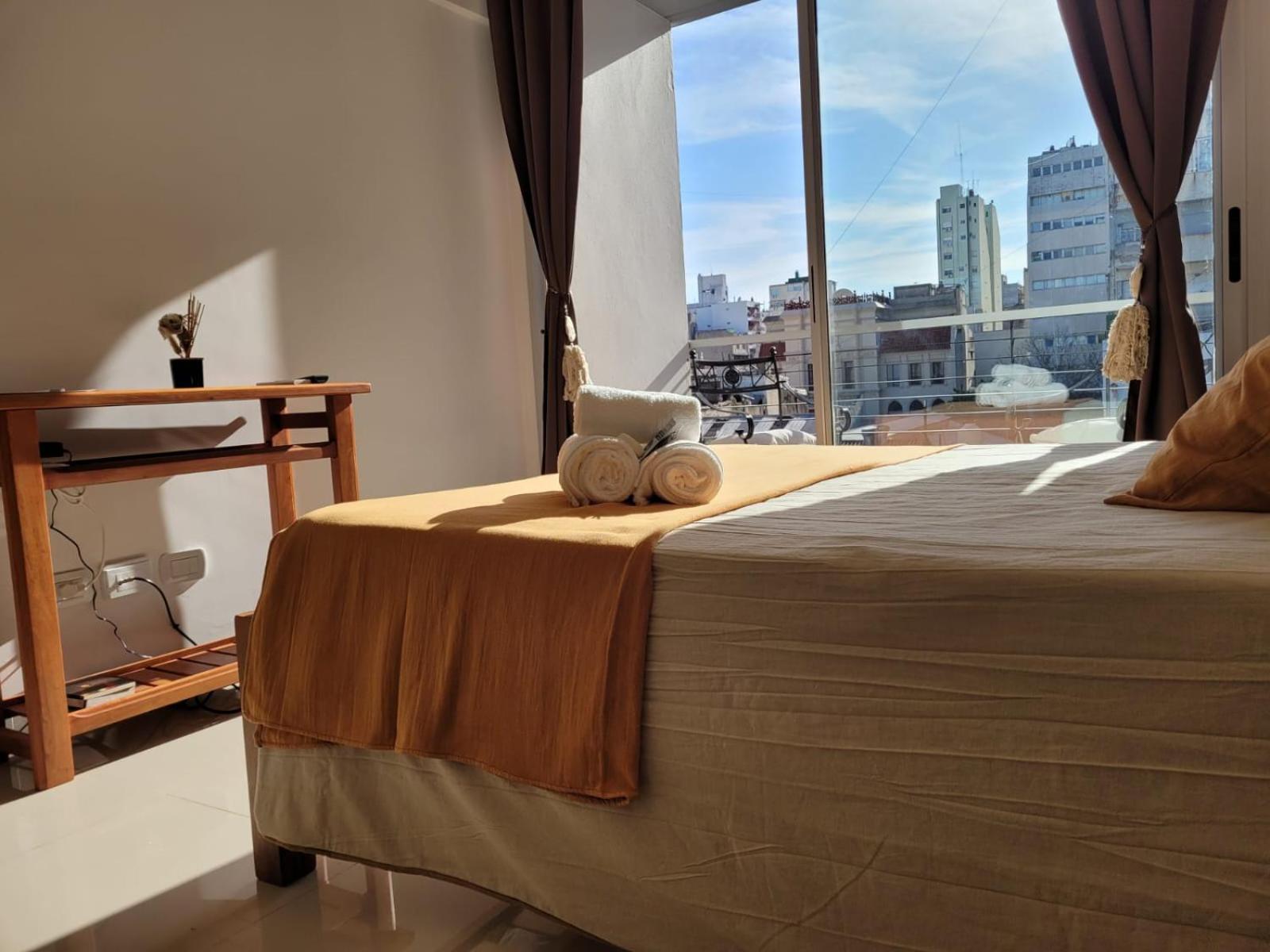 Estudio Muy Luminoso C/ Balcon Zona Congreso. Apartamento Ciudad Autónoma de Buenos Aires