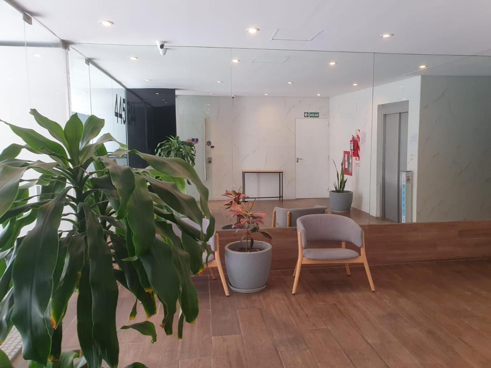 Estudio Muy Luminoso C/ Balcon Zona Congreso. Apartamento Ciudad Autónoma de Buenos Aires