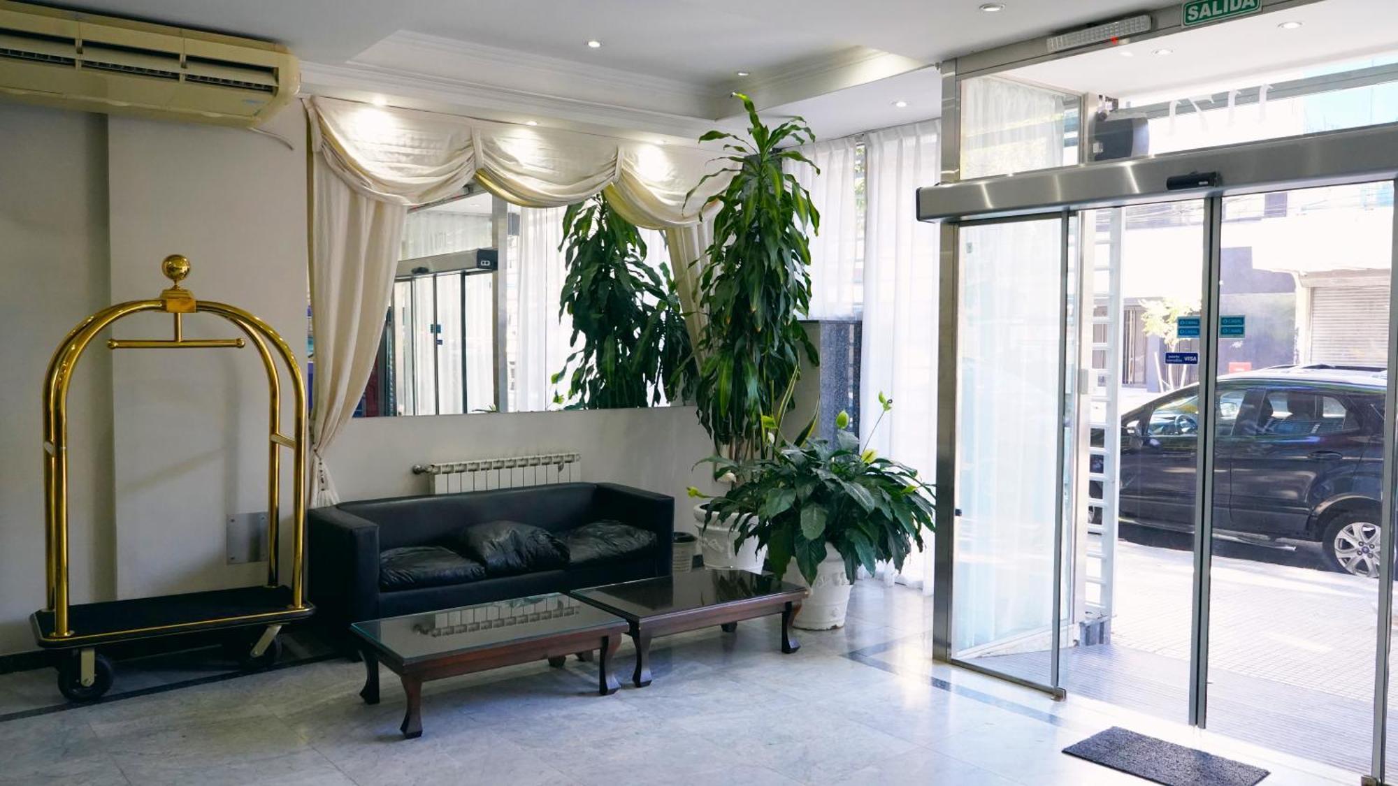 Athos 3* Ciudad Autónoma de Buenos Aires