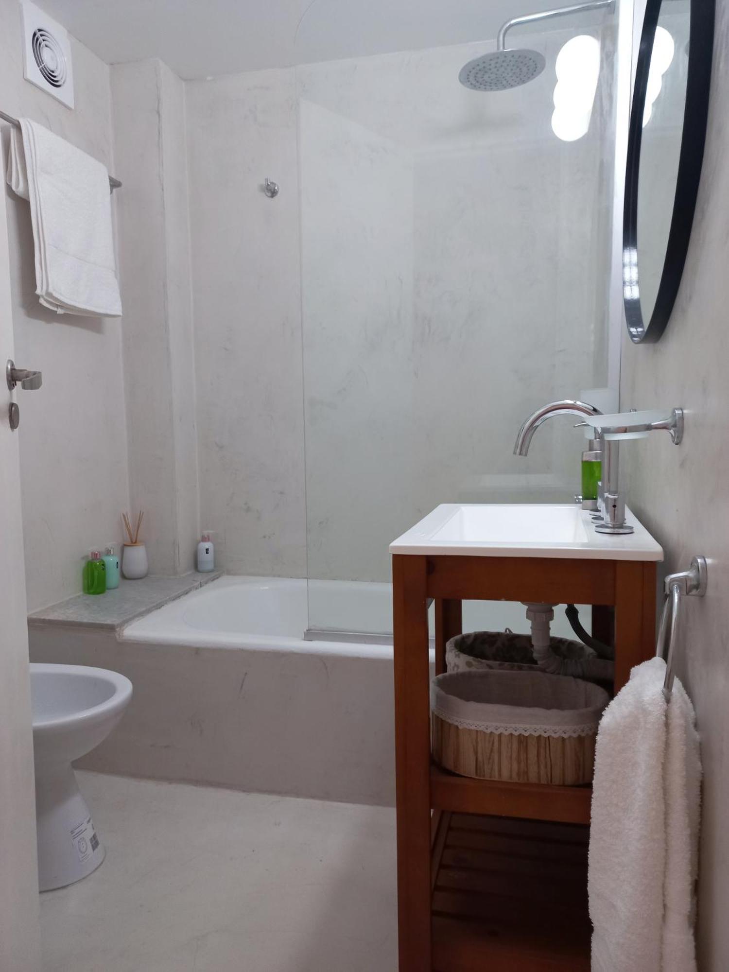 Retiro. Ubicacion Ideal. Apartamento *