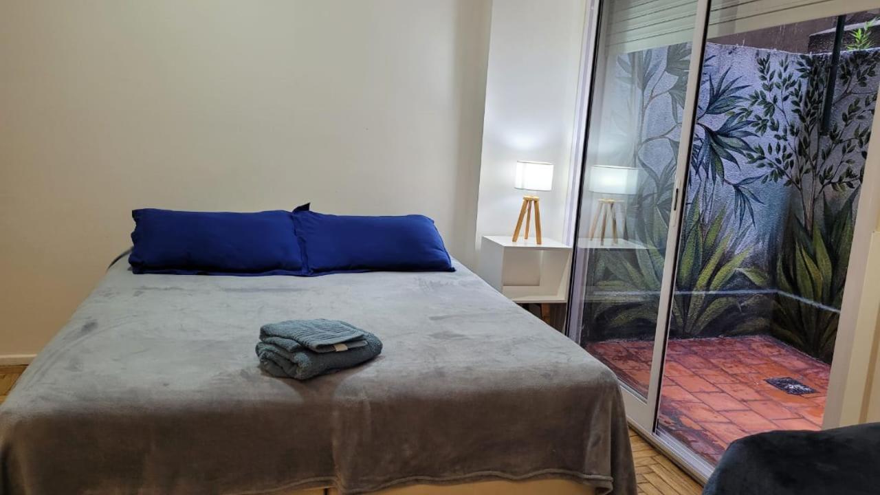 Apartamento Impecable Con Patio Recoleta! *