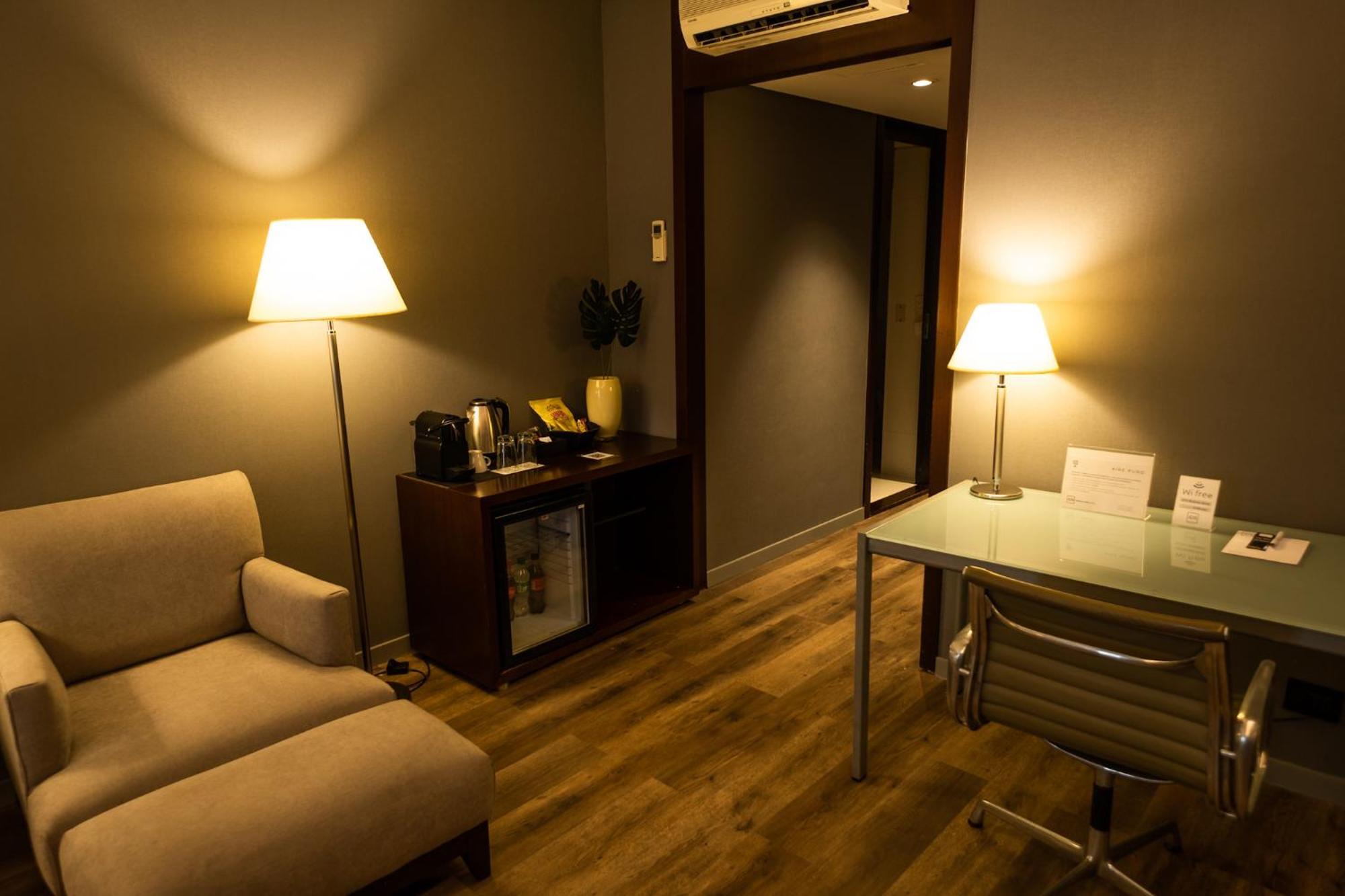 474 Hotel 4*