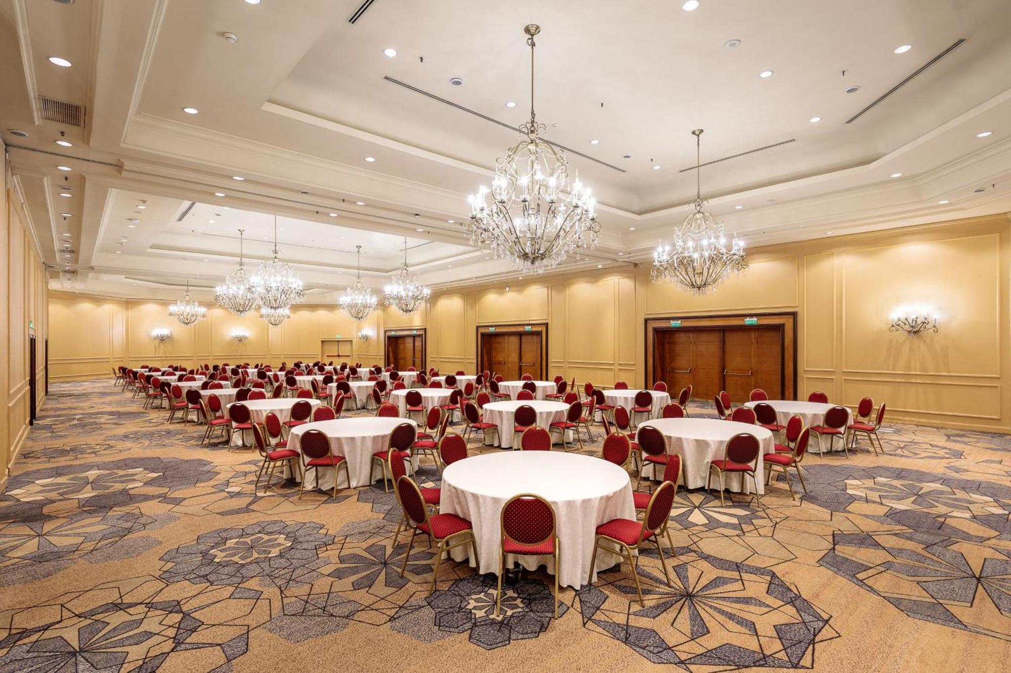 Sheraton Hotel&convention Center Hotel