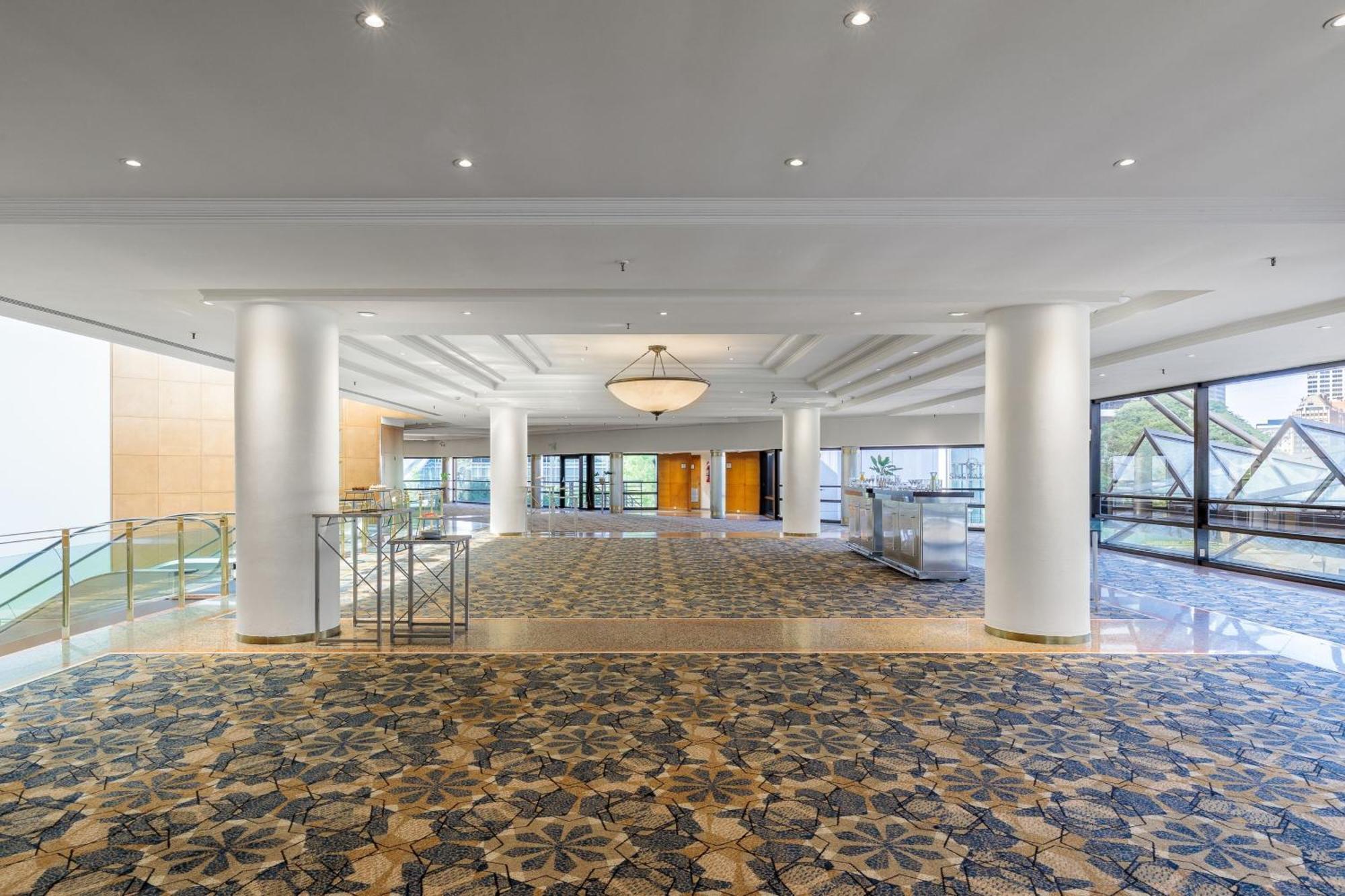 Hotel Sheraton & Convention Center