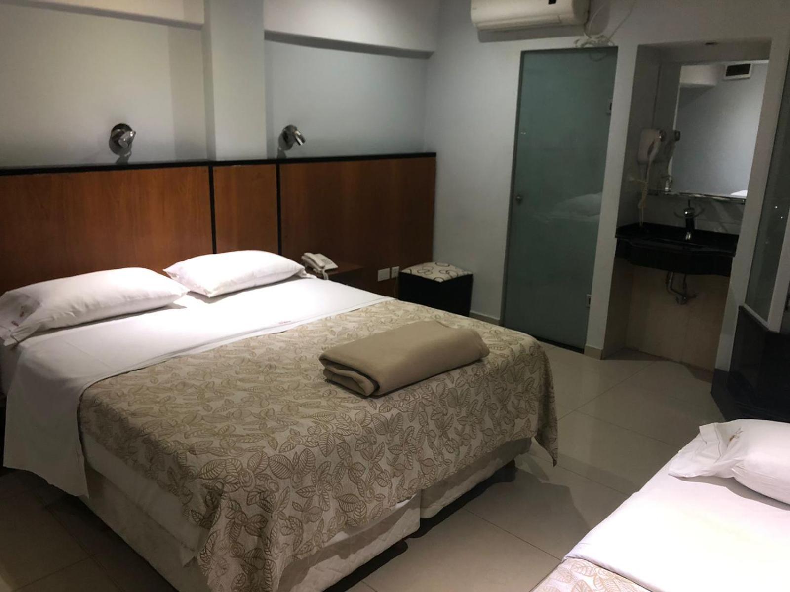 Athos Hotel 3*