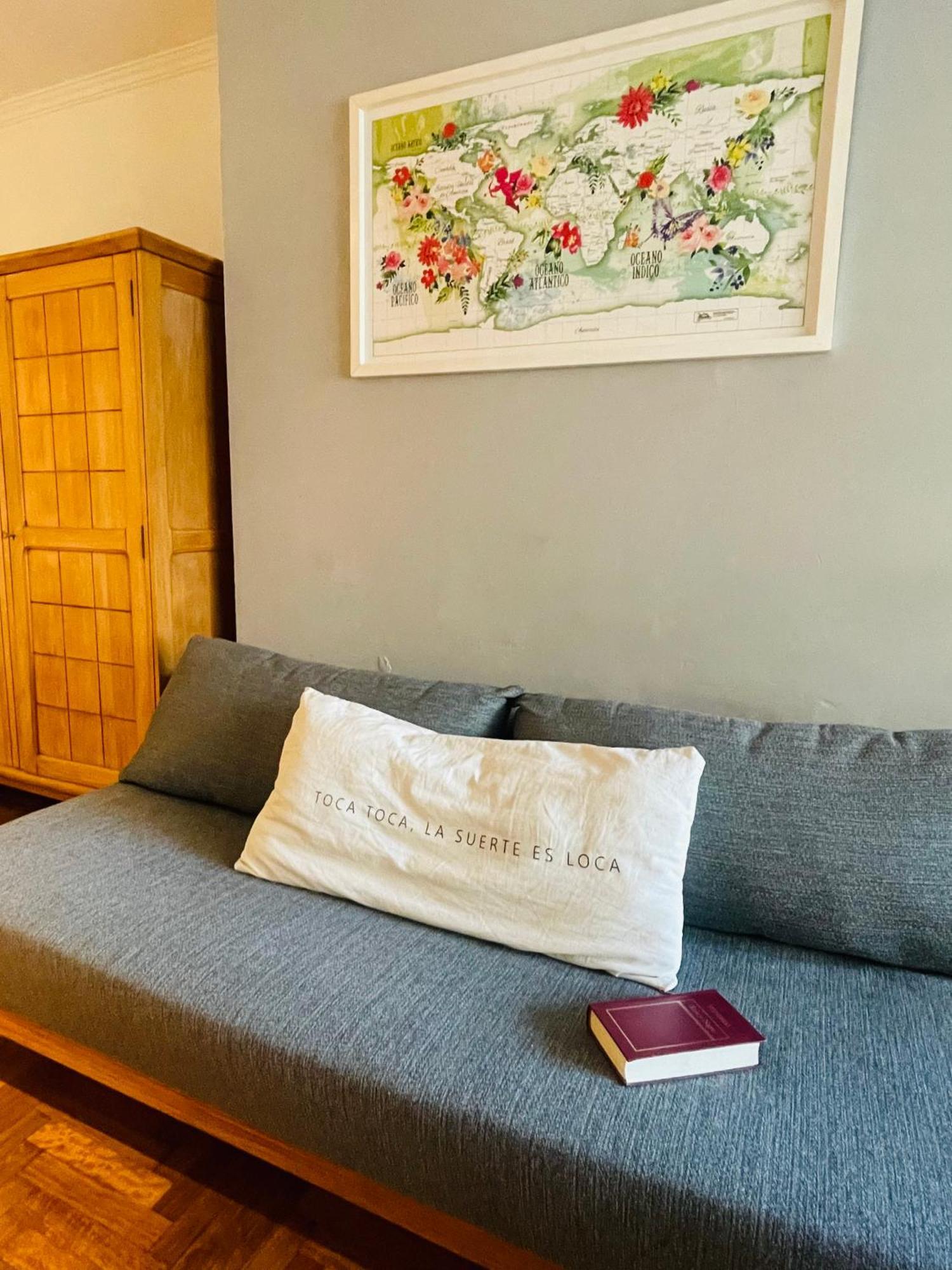 Casti Apartment *