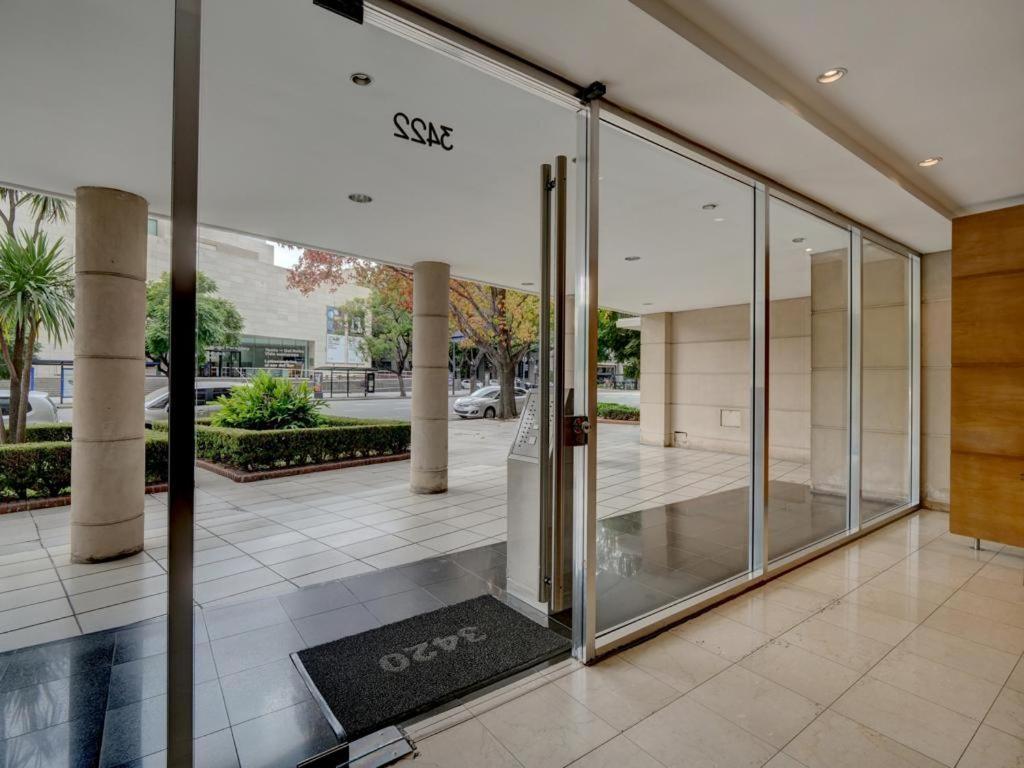 Premium Location, Frente Al Malba, Muy Luminoso Apartamento