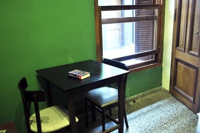 Habitación en casa particular Casa Compartida Con Patio Y Sol Ciudad Autónoma de Buenos Aires