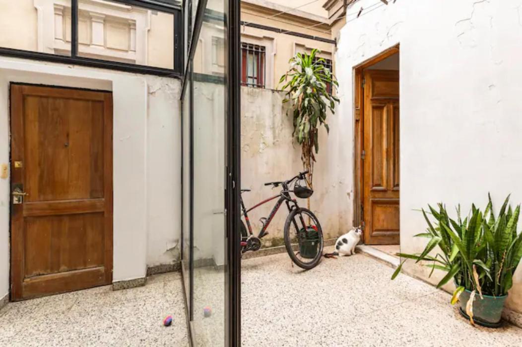 Casa Compartida Con Patio Y Sol