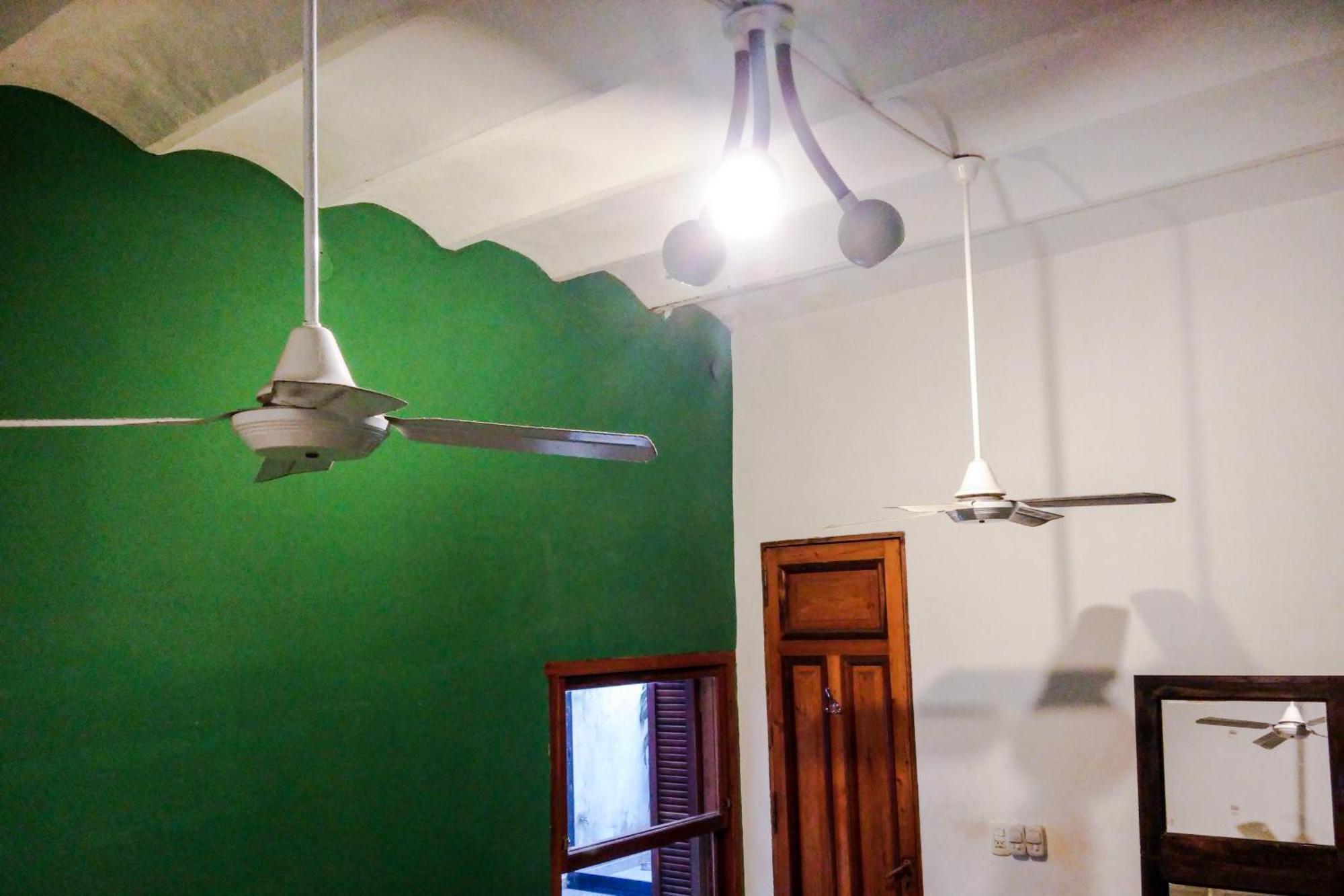 Casa Compartida Con Patio Y Sol Habitación en casa particular Ciudad Autónoma de Buenos Aires