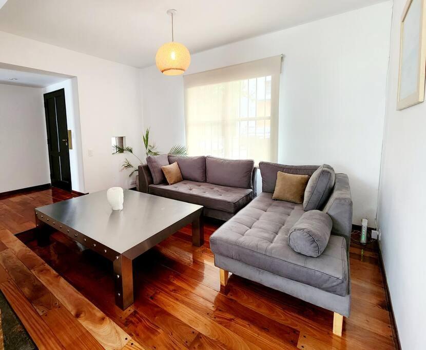 Casa Palermosoho Piscina Jardin Parrilla Terraza 3pisos 5dorm 4banos *