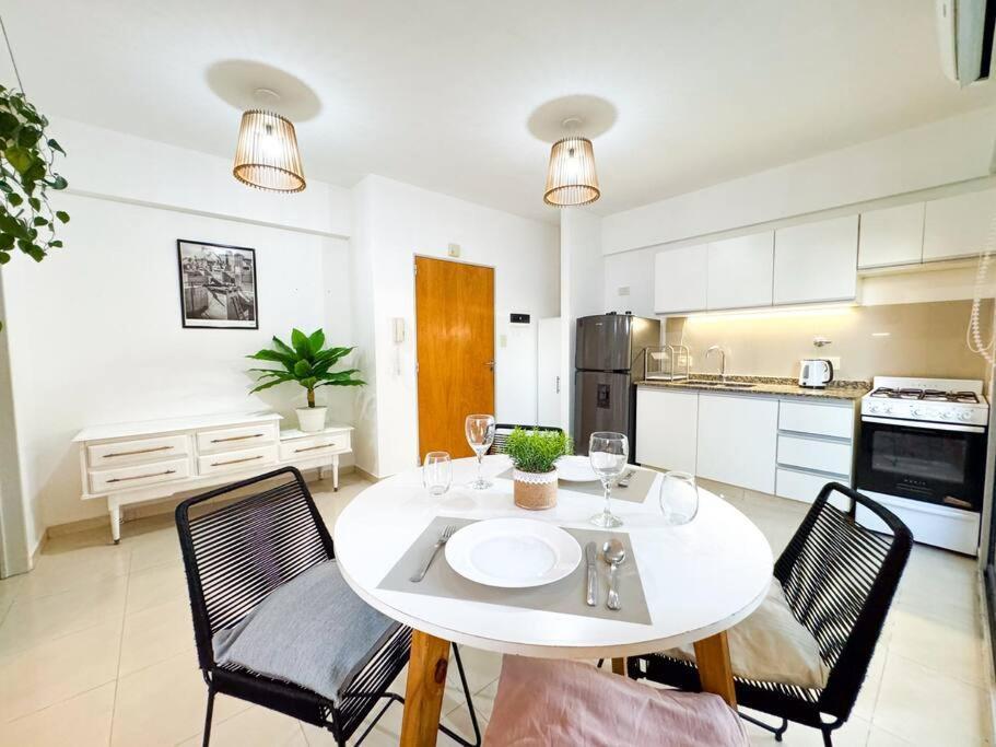 Departamento En Crespo Apartamento *
