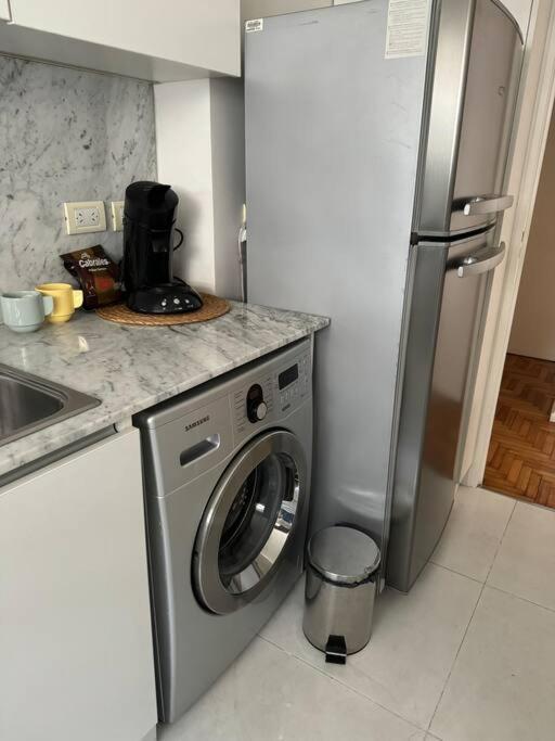 Dpto En Excelente Ubicacion, Muy Luminoso Y Comodo, A Media Cuadra Del Subte Apartamento *