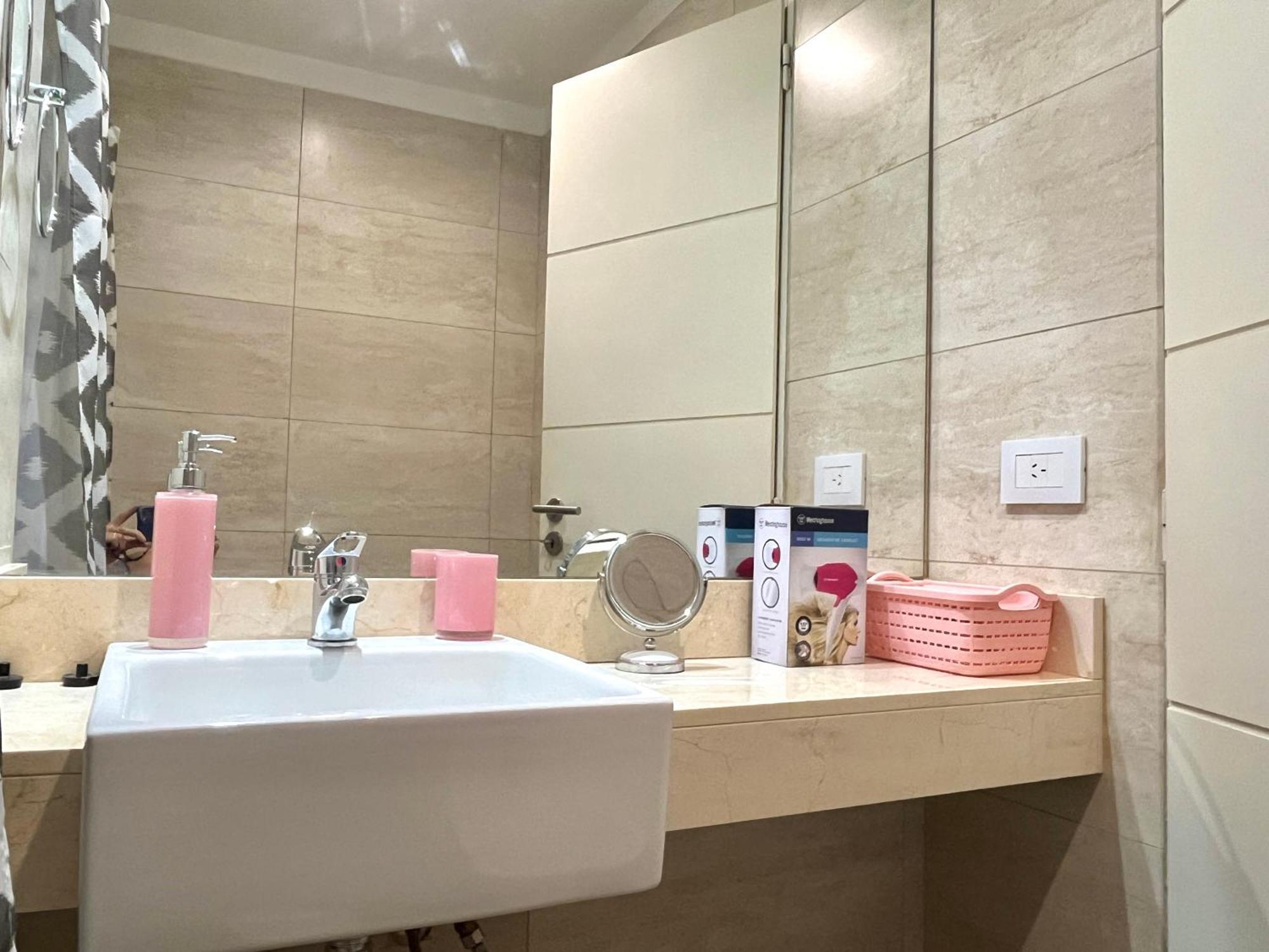 Modern & Comfortable In Recoleta * Ciudad Autónoma de Buenos Aires