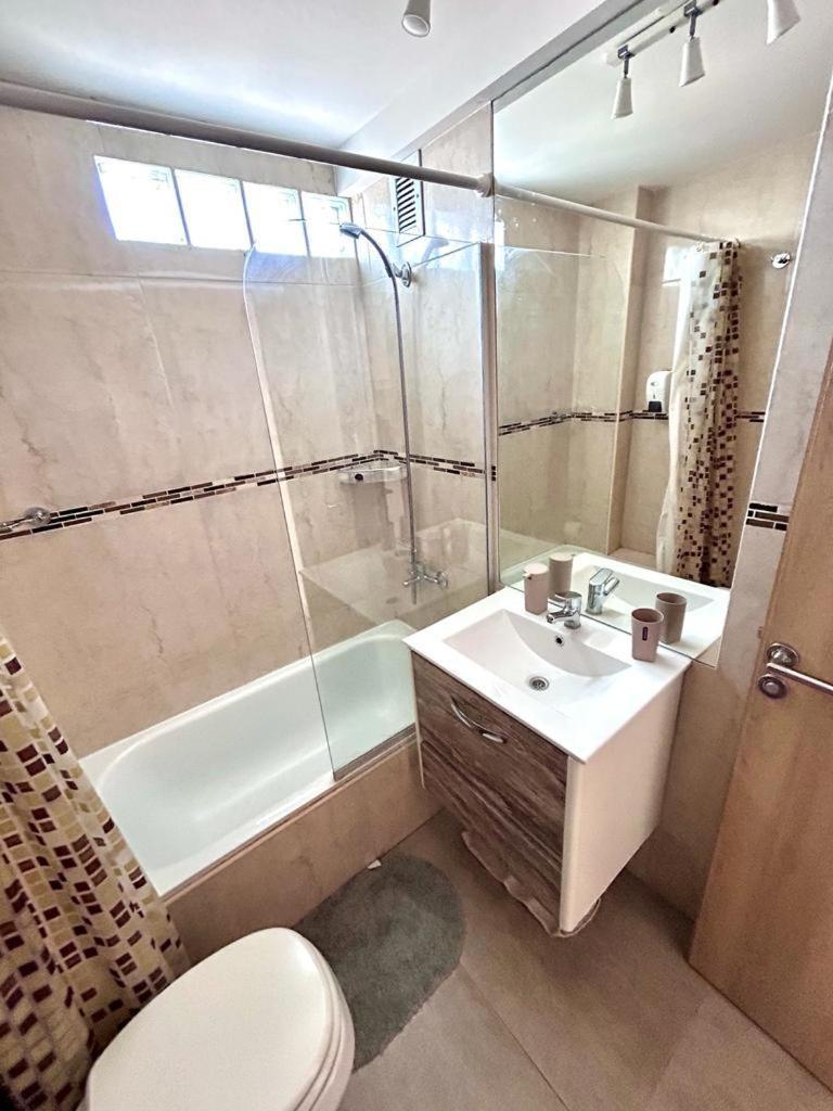 Alucinante Studio! Centrico Moderno Con Balcon, Apto 3 Personas 71 *