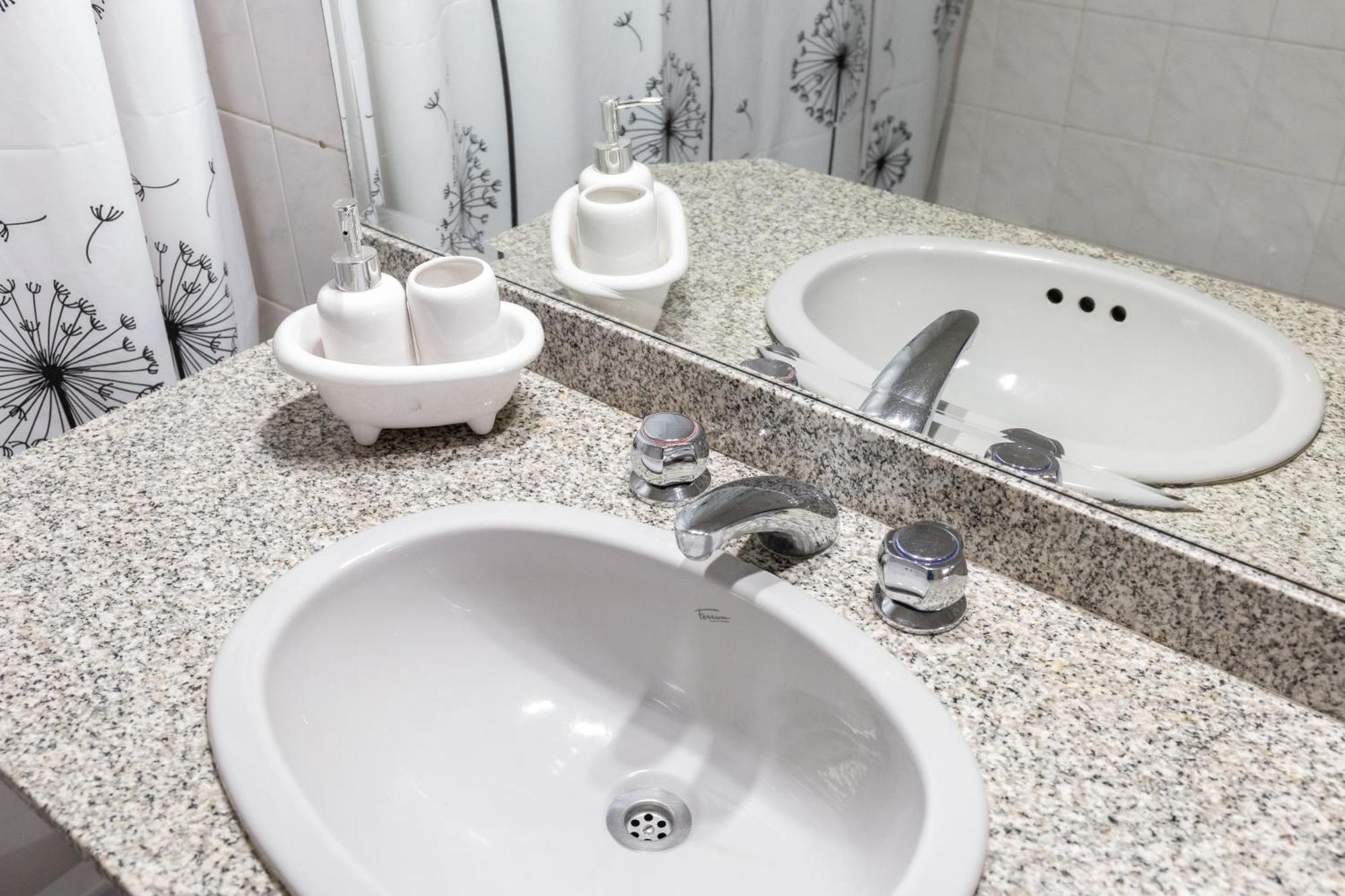 Apartamento Arce 957 By Depptoe