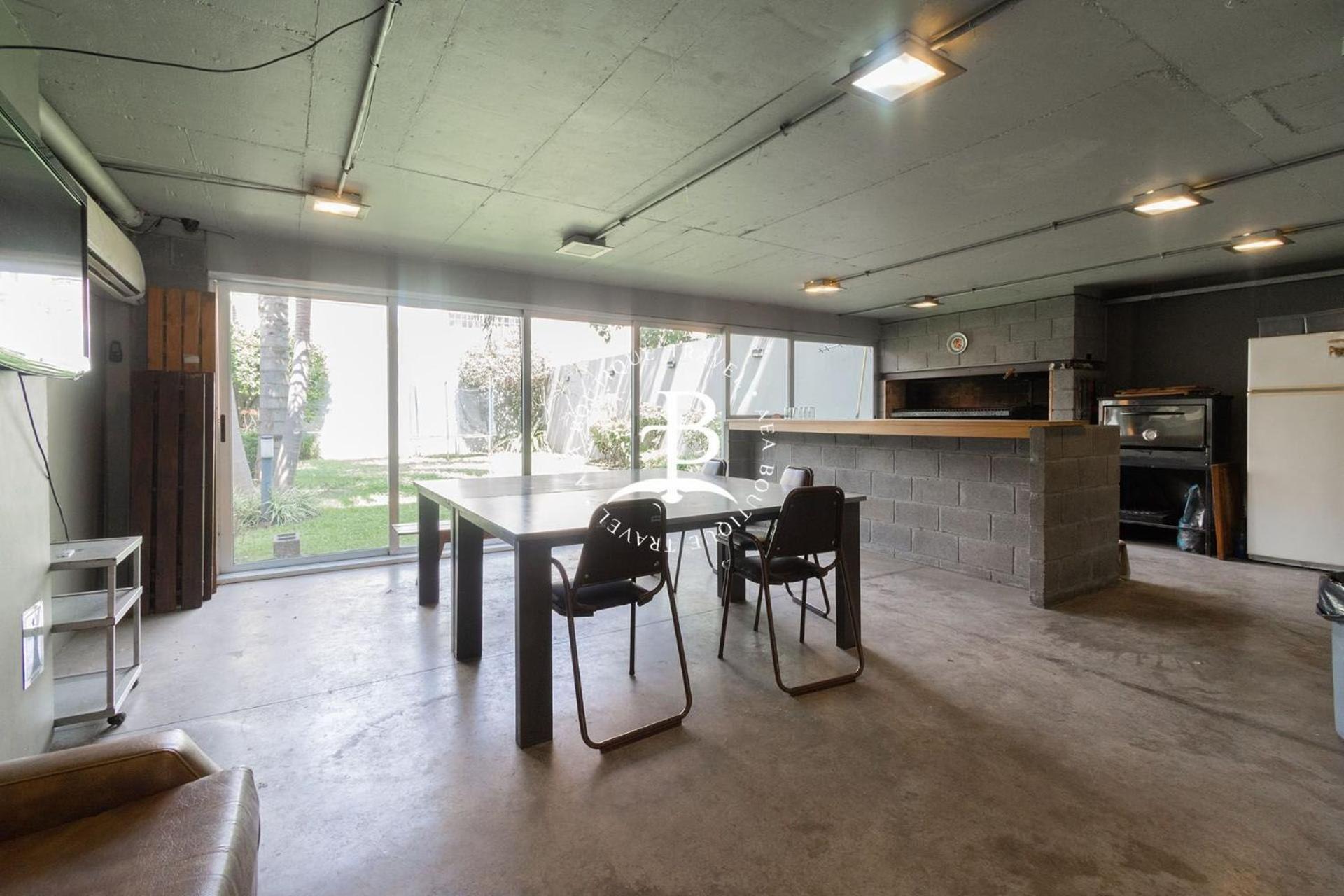 Triplex Moderno Con Parrilla Y Jardin! * Buenos Aires