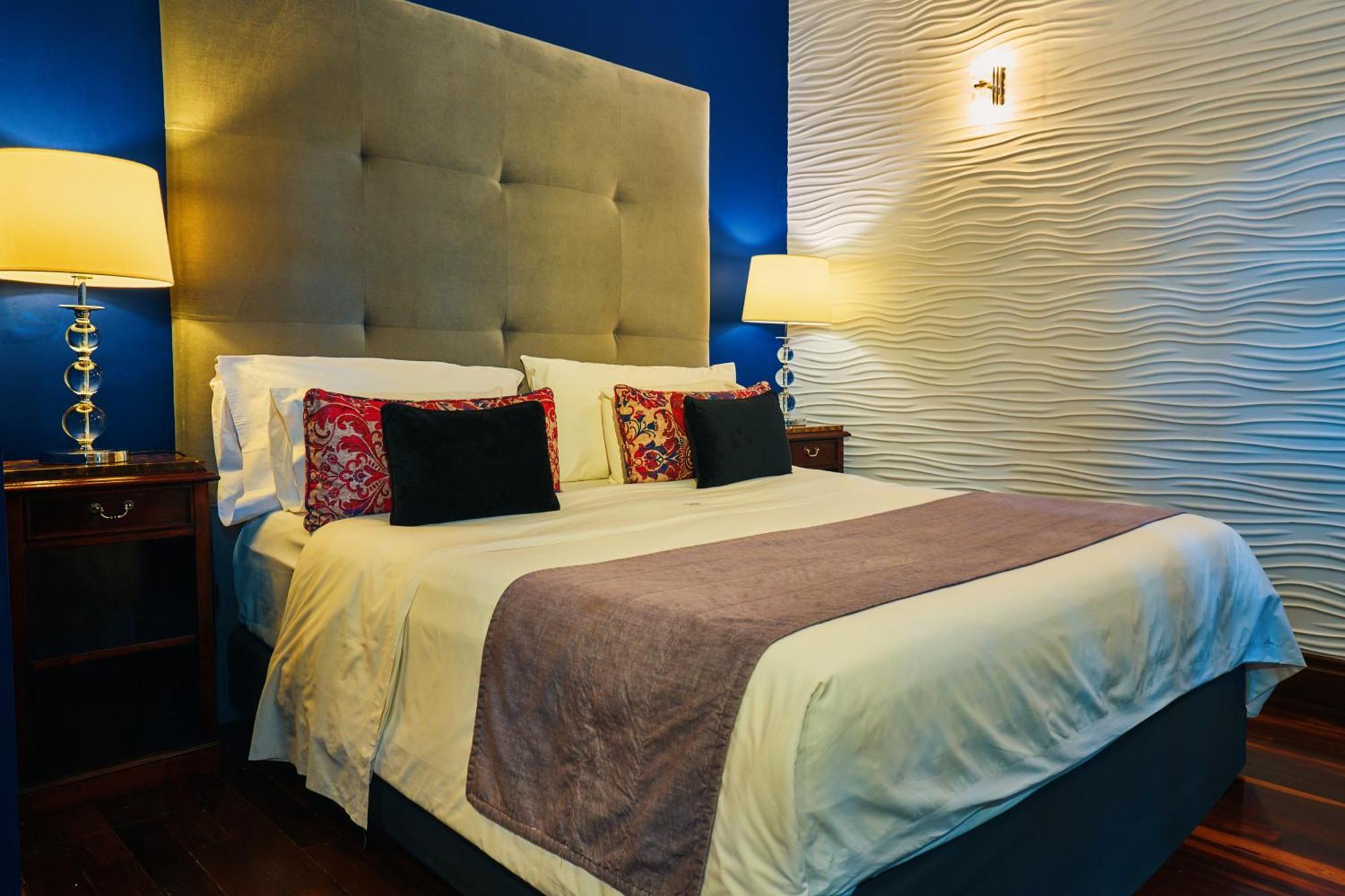 Hotel Miravida Soho & Wine Bar 3*