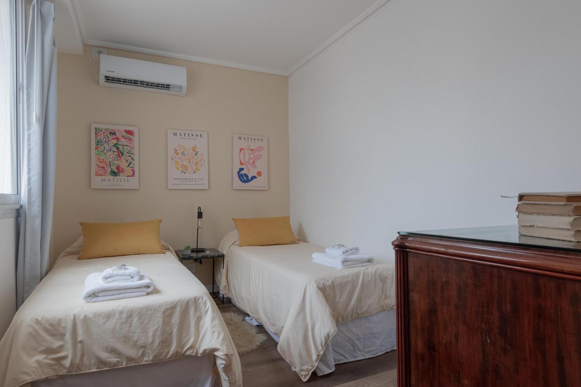 Fliphaus Niceto Vega - 3 Bd Event Friendly Apartment *