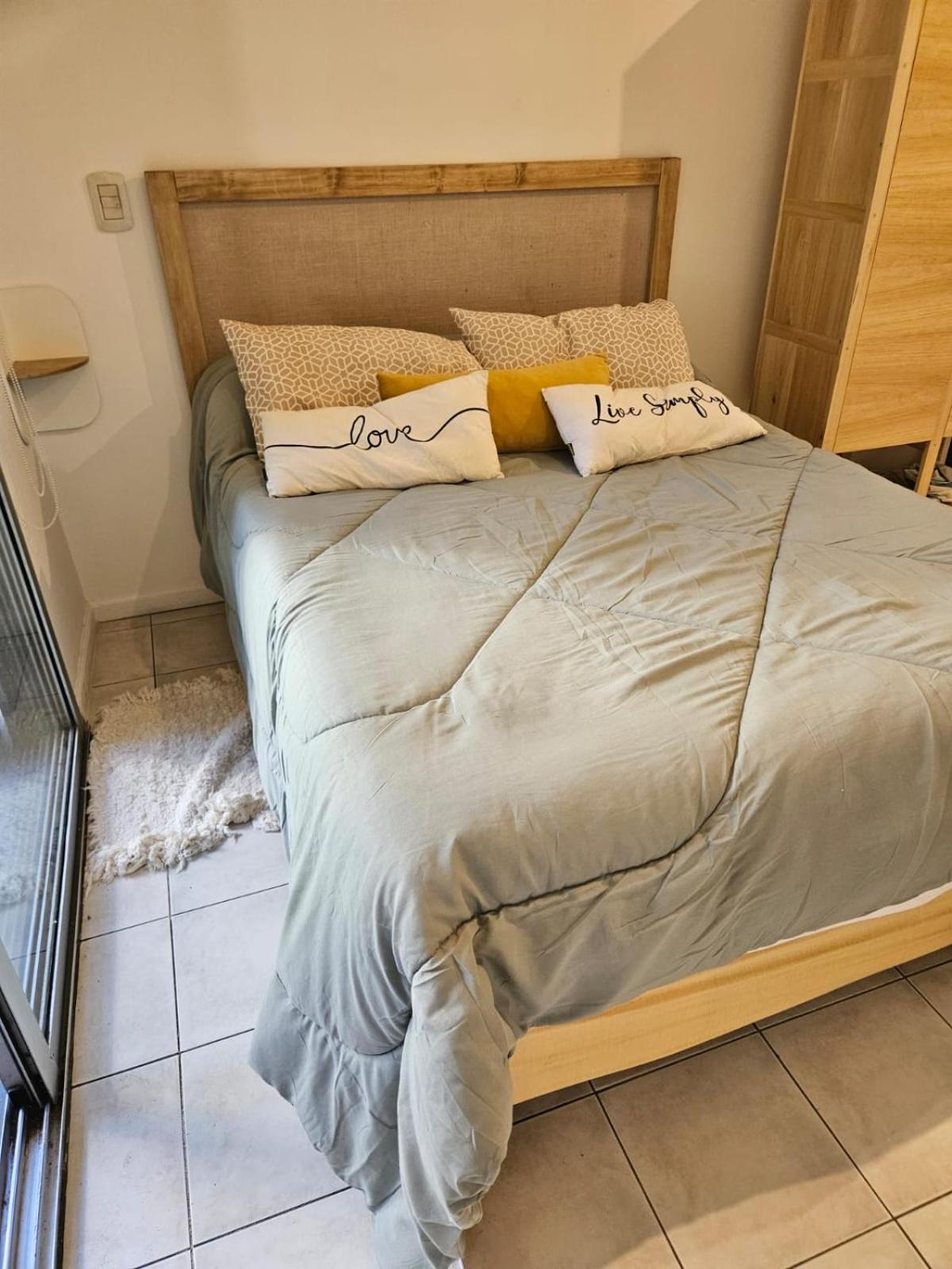 Movistar Arena - Departamento Moderno, Comodo, Luminoso - Hasta 3 Huespedes - Crespo Apartamento *