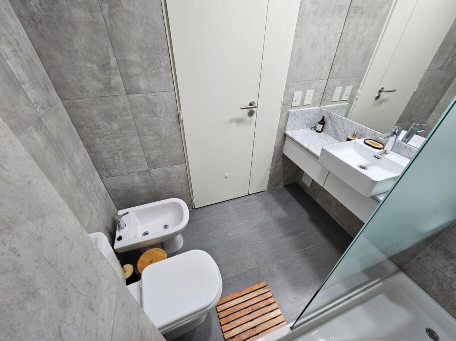 Apartamento Hermoso Depto, Frente Al Fleni, Muy Cerca A Pasaje Gastronomico Echeverria
