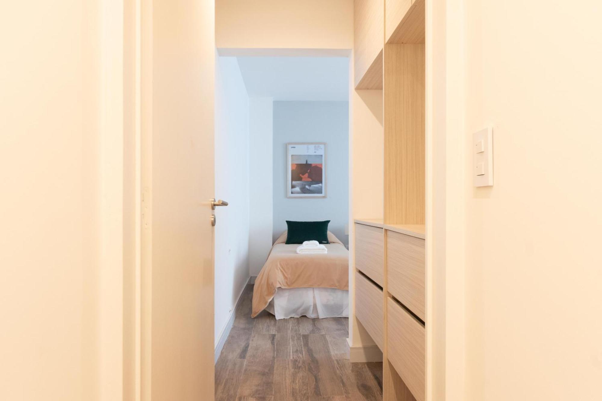 Fliphaus Malabia 2100 - Lux 5 Bd Pool & Patio * Ciudad Autónoma de Buenos Aires