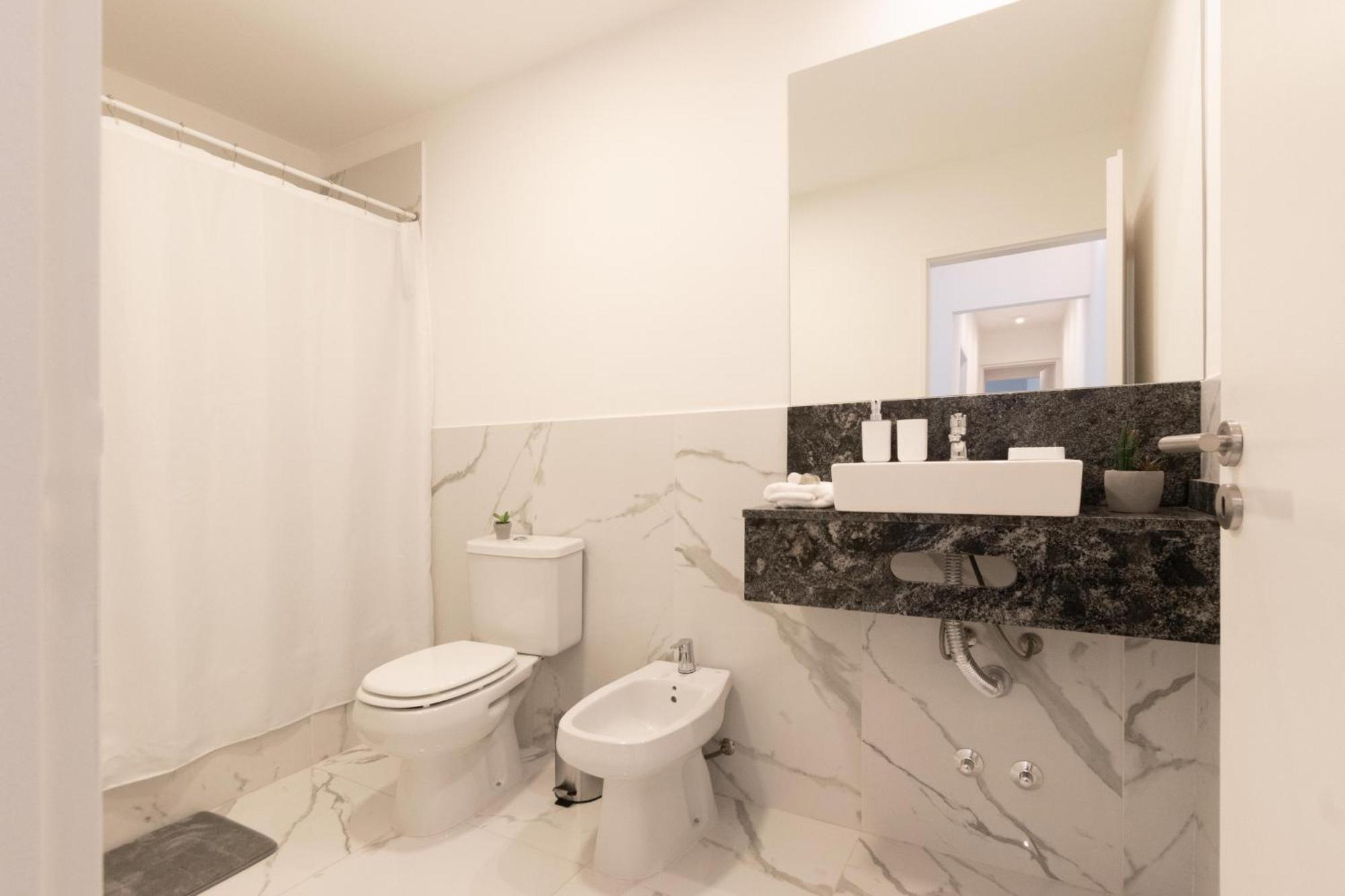 Сasa de vacaciones Fliphaus Malabia 2100 - Lux 5 Bd Pool & Patio