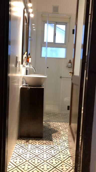 Apartamento Dpto 2 Amb Luminoso En San Telmo Con Lavarropas, A 400mts Uade