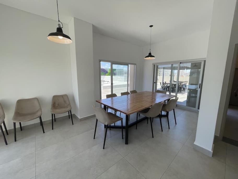 Moderno Estudio Con Balcon Y Piscina- 5l Apartamento Buenos Aires