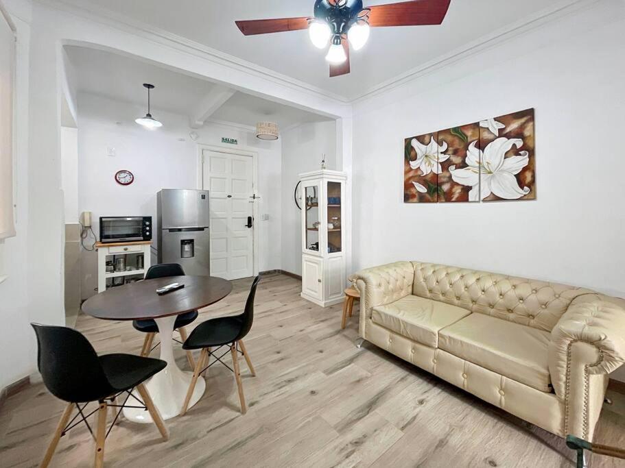Hermoso Apto Pleno Centro 4- Corrientes2 Apartamento *