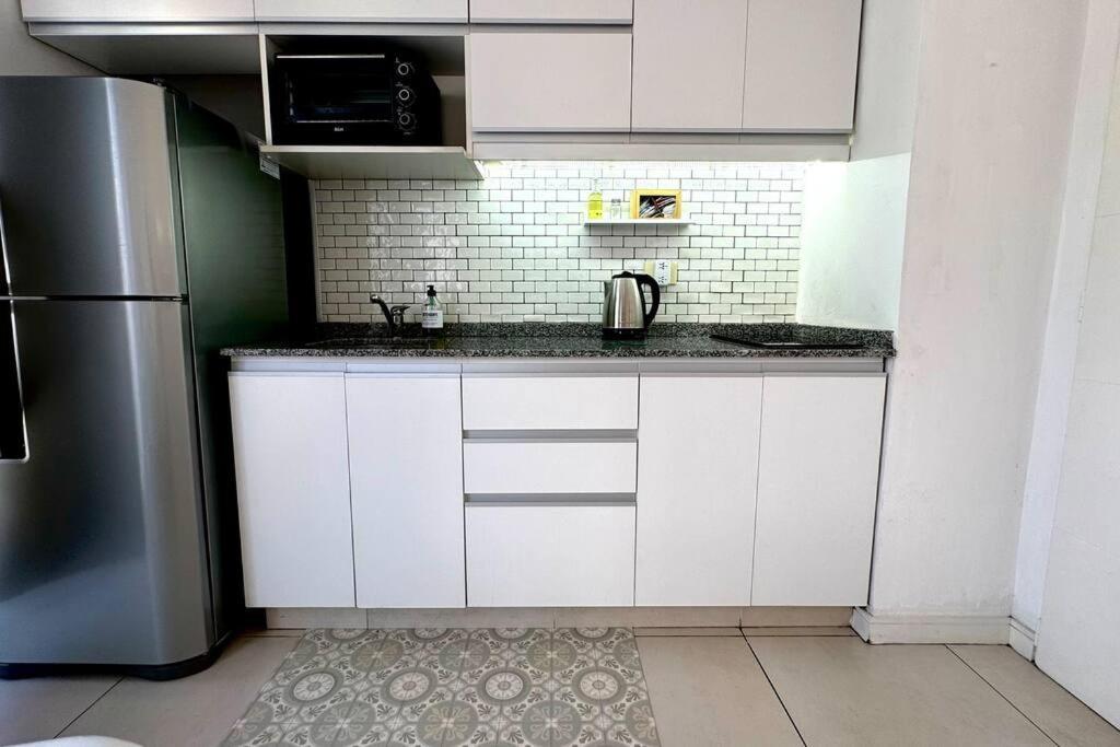 Luminoso Y Tranquilo - Cerca De Todo! Apartamento *