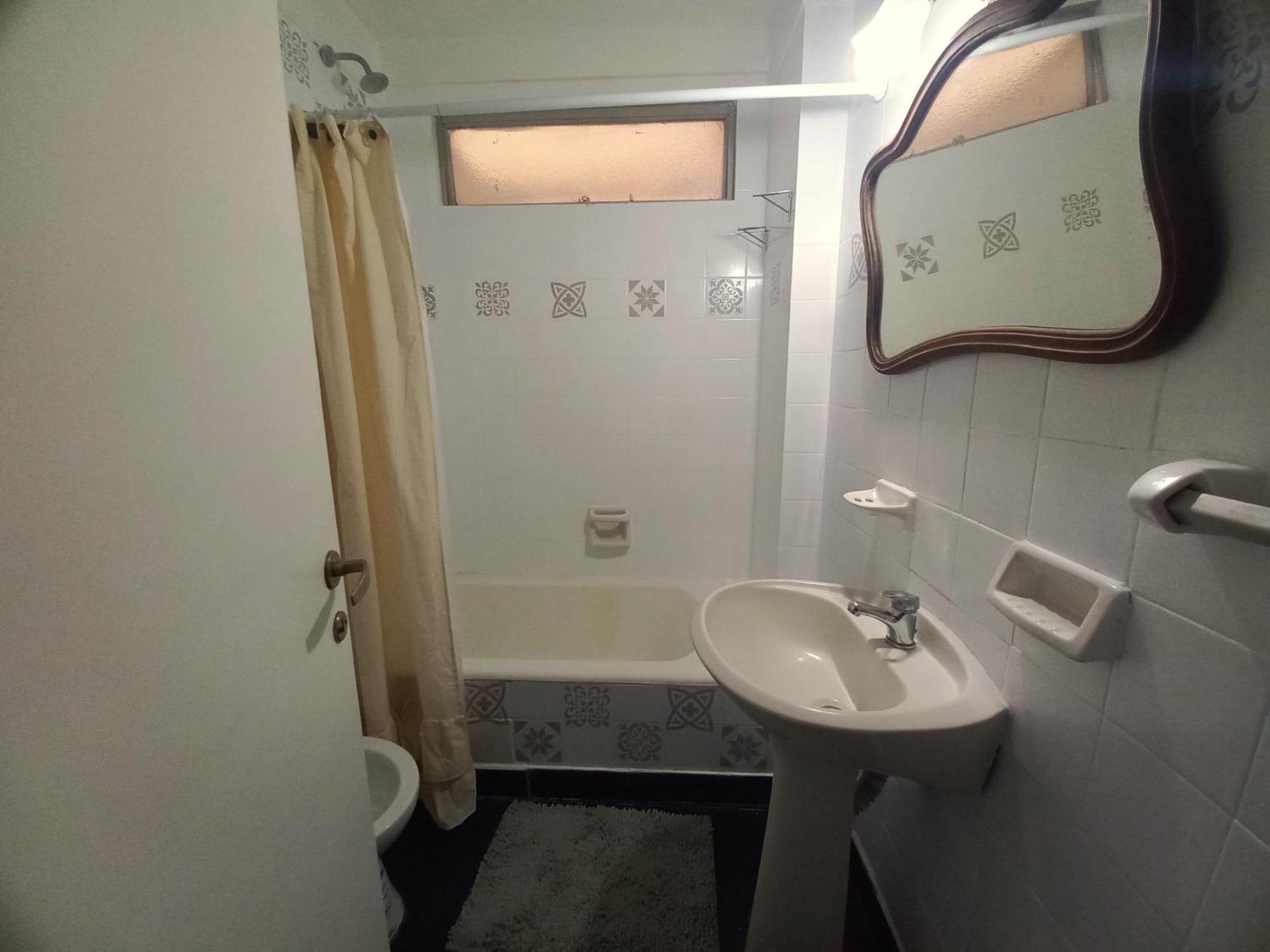 Apartamento Hermoso Y Amplio Departamento En Caballito 4 Personas Ciudad Autónoma de Buenos Aires