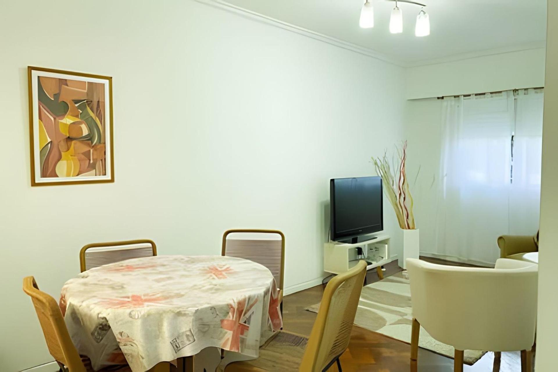 Apartamento Unos Dias De Visita En La Ciudad *