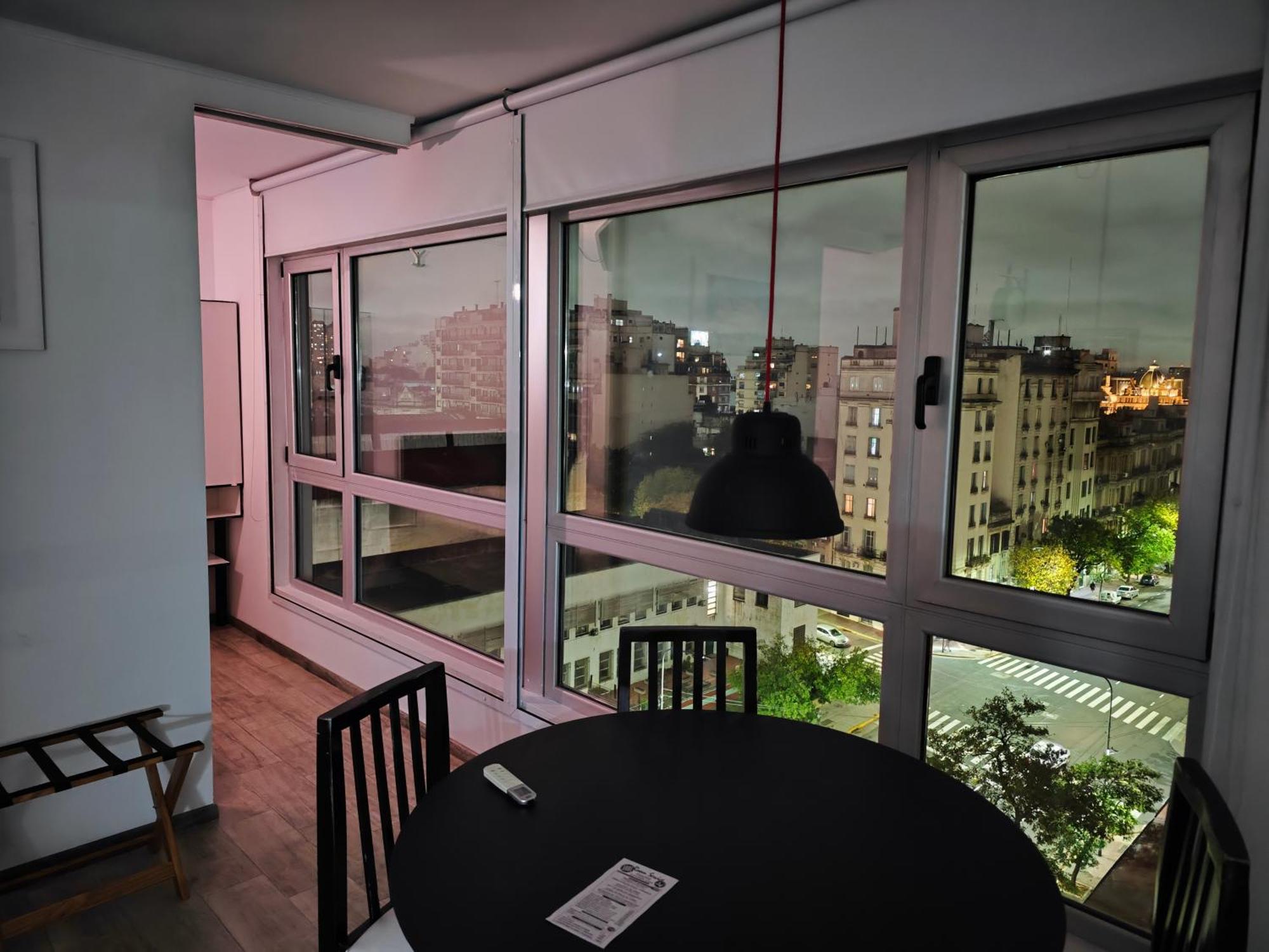 Departamento Con Pileta De Lujo, Centro De *