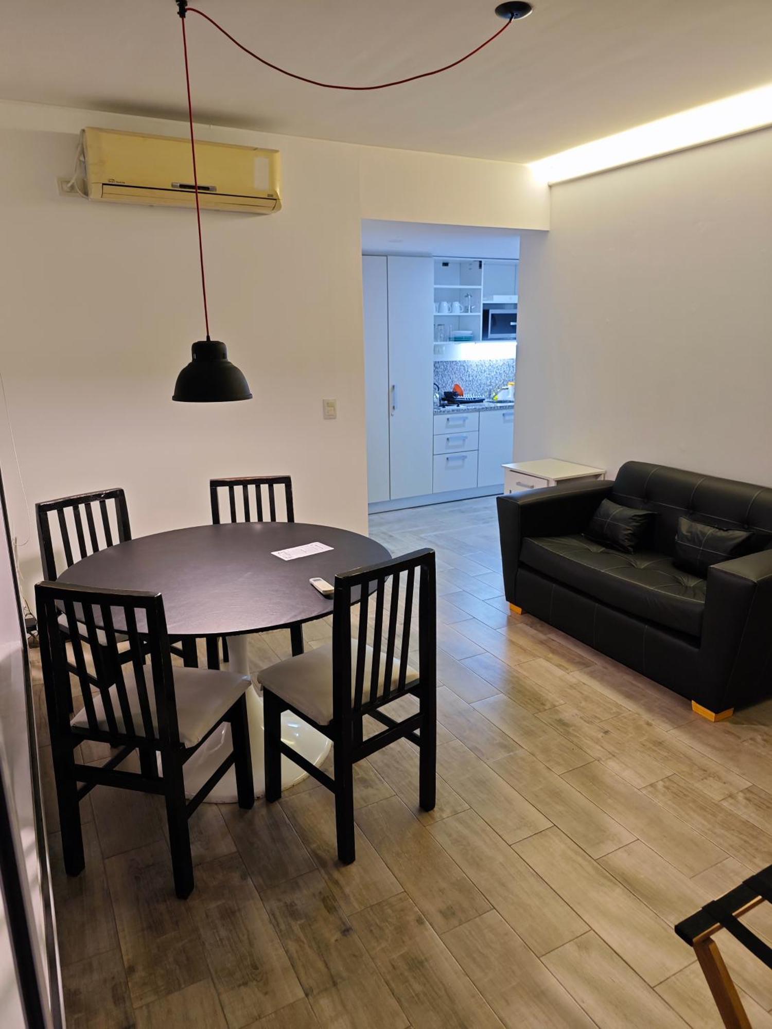 Departamento Con Pileta De Lujo, Centro De *