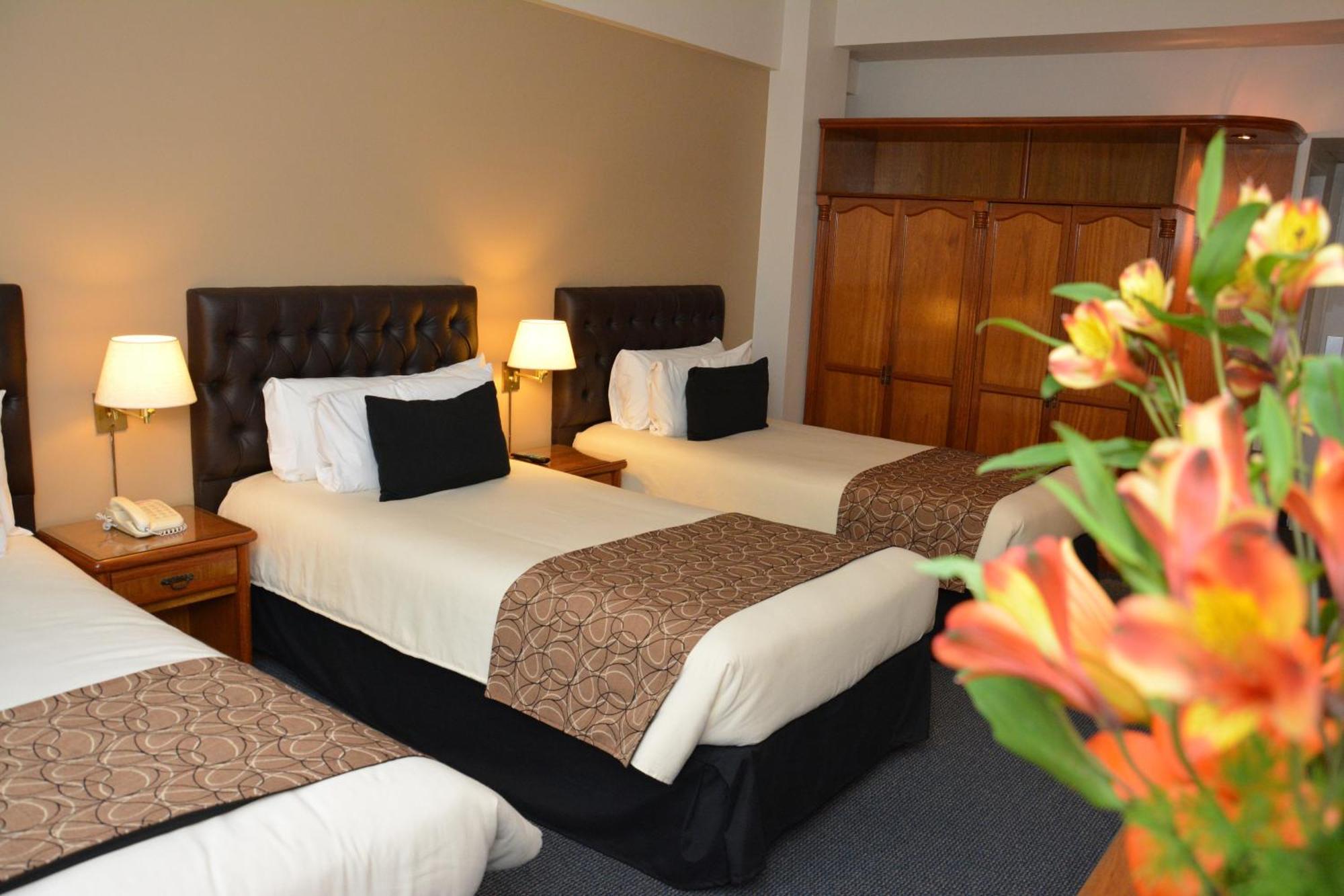 Hotel Centuria