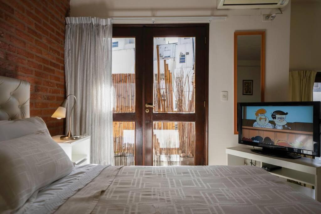 Enjoy Natural Light And Garden View Of Loft Apartamento