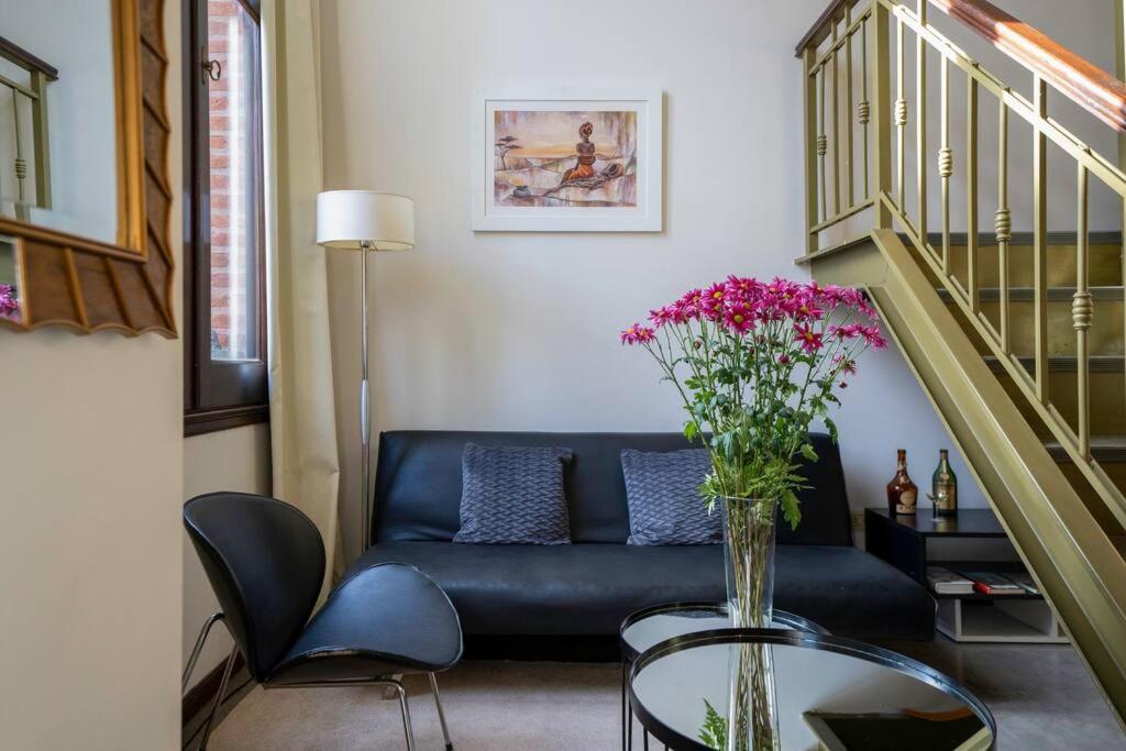 Enjoy Natural Light And Garden View Of Loft Apartamento *