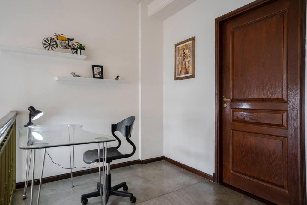 Enjoy Natural Light And Garden View Of Loft Apartamento