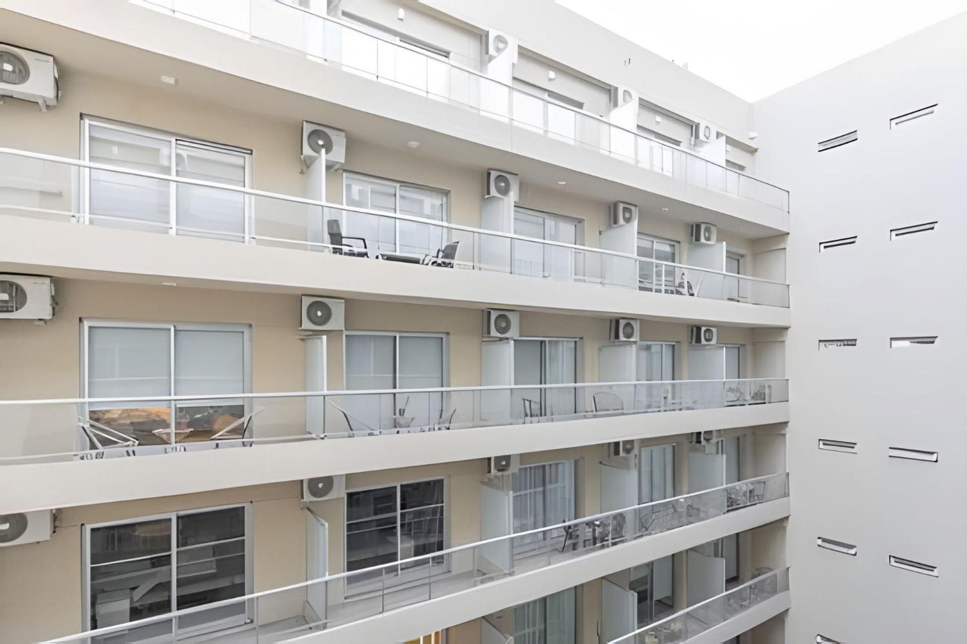 Luxury At Paseo De La Cisterna Apartamento