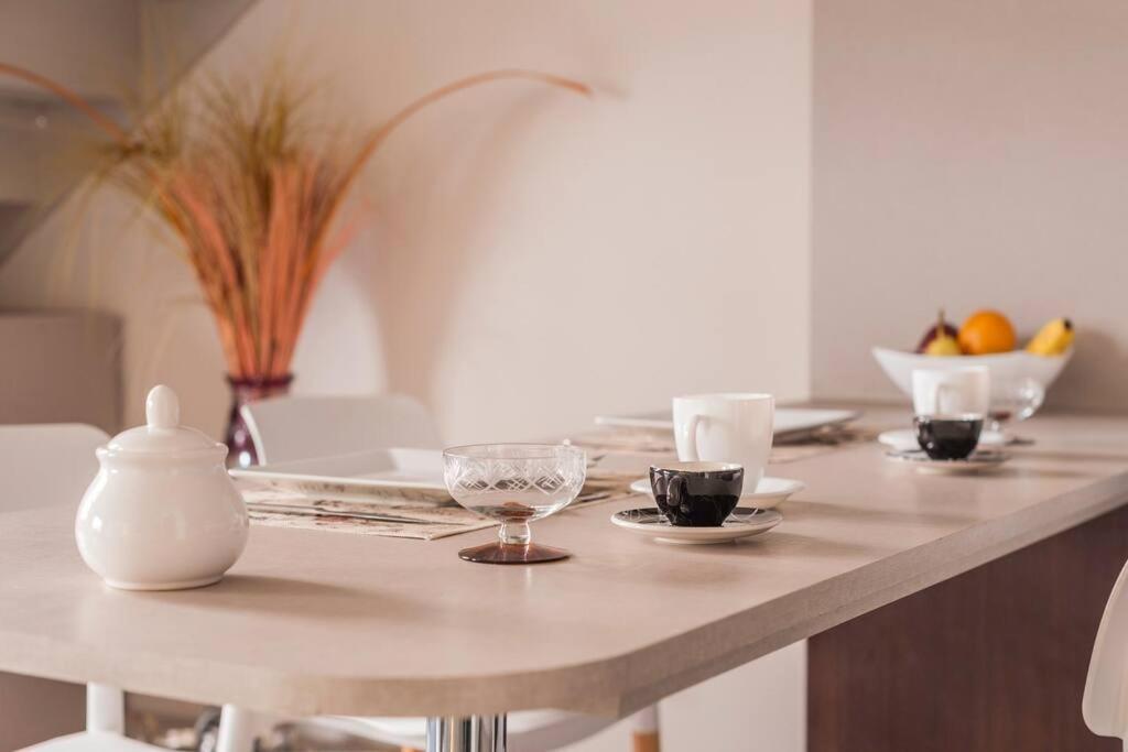 Apartamento Minimalist Style Luxury Loft With Daily Maid Service