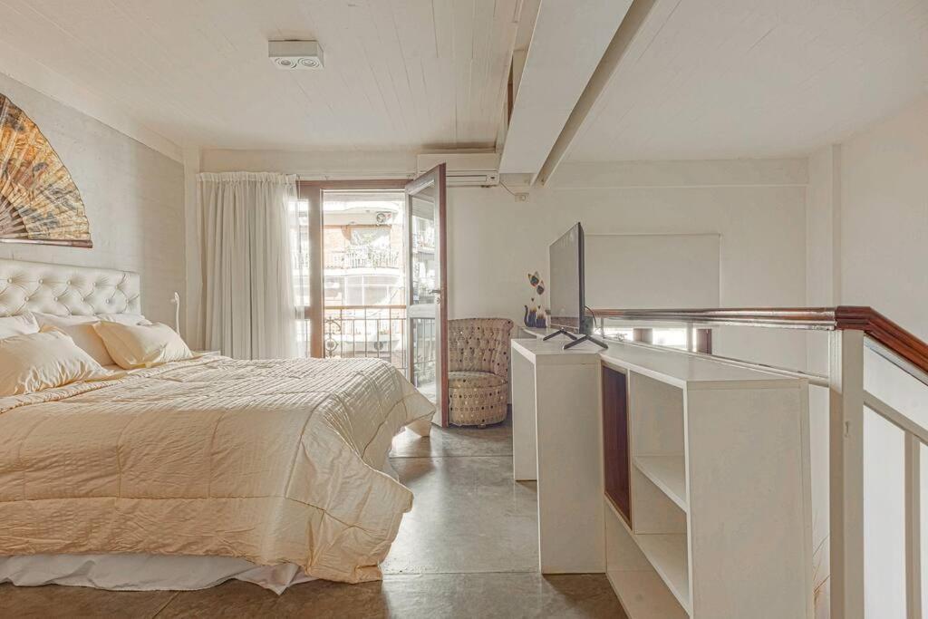 Minimalist Style Luxury Loft With Daily Maid Service *