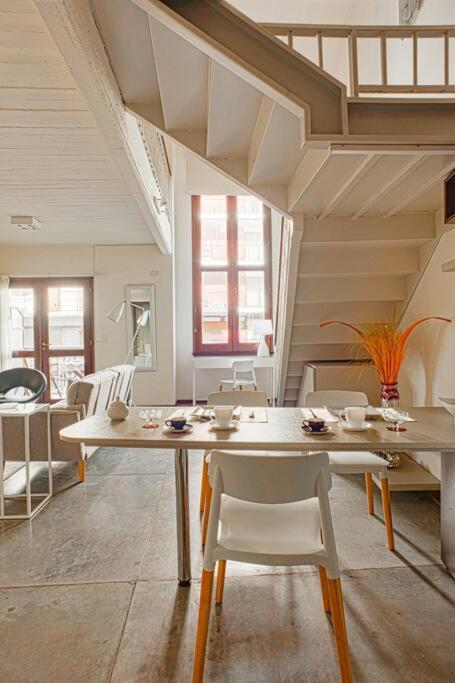 Apartamento Minimalist Style Luxury Loft With Daily Maid Service *