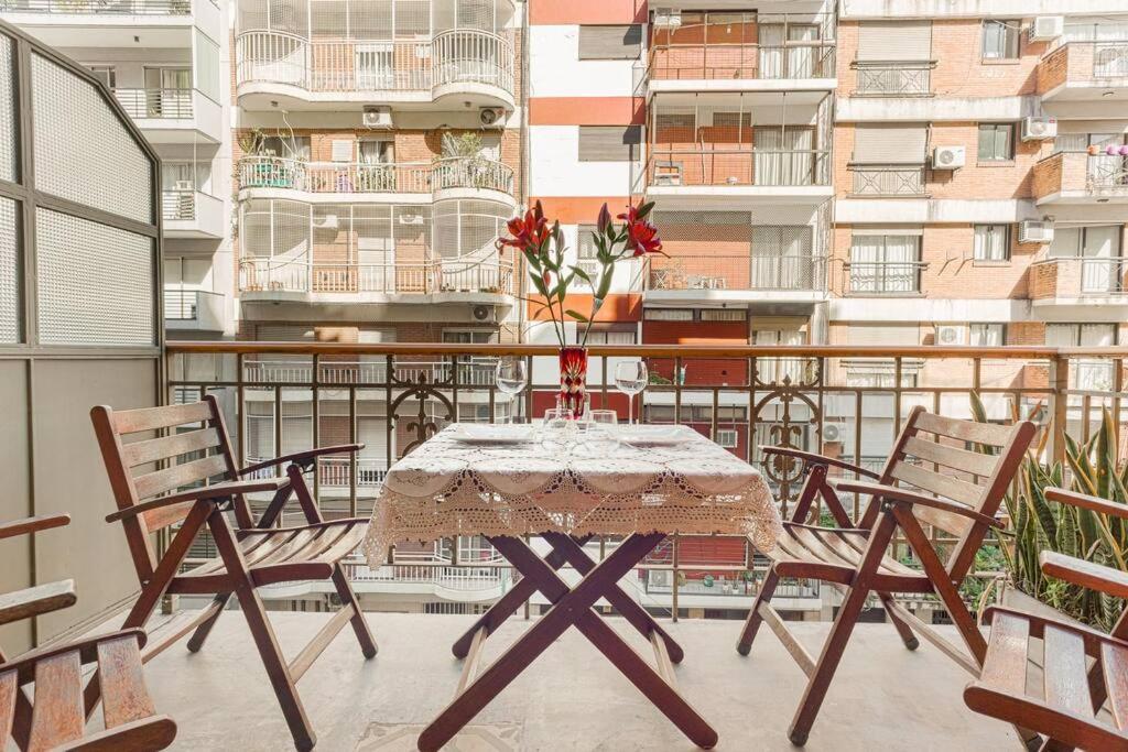 Minimalist Style Luxury Loft With Daily Maid Service